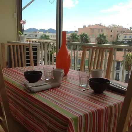 Spacious In The Center Of Terrace Easy Walk To The Croisette And Palais - 1923 Apartment *