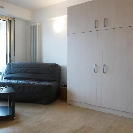 Spacious In The Center Of Terrace Easy Walk To The Croisette And Palais - 1923 Cannes